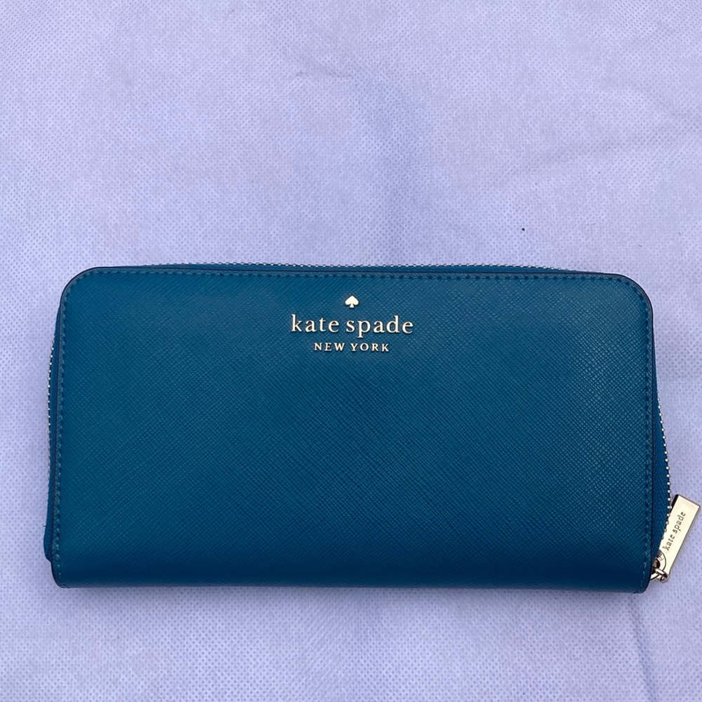 Kate Spade Dark Peacock Staci Large Continental Wallet Sleek Design